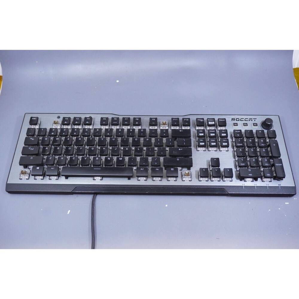 ROCCAT Vulcan 120 AIMO RGB Mechanical Gaming Keyboard No Wrist Rest Tested